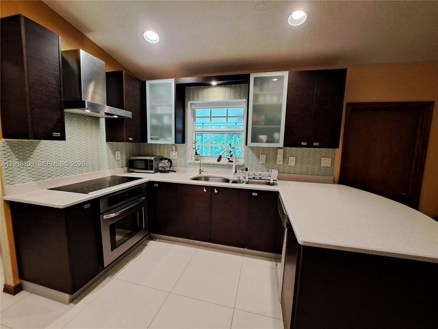 14527 SW 106th Terrace, Miami, FL 33186