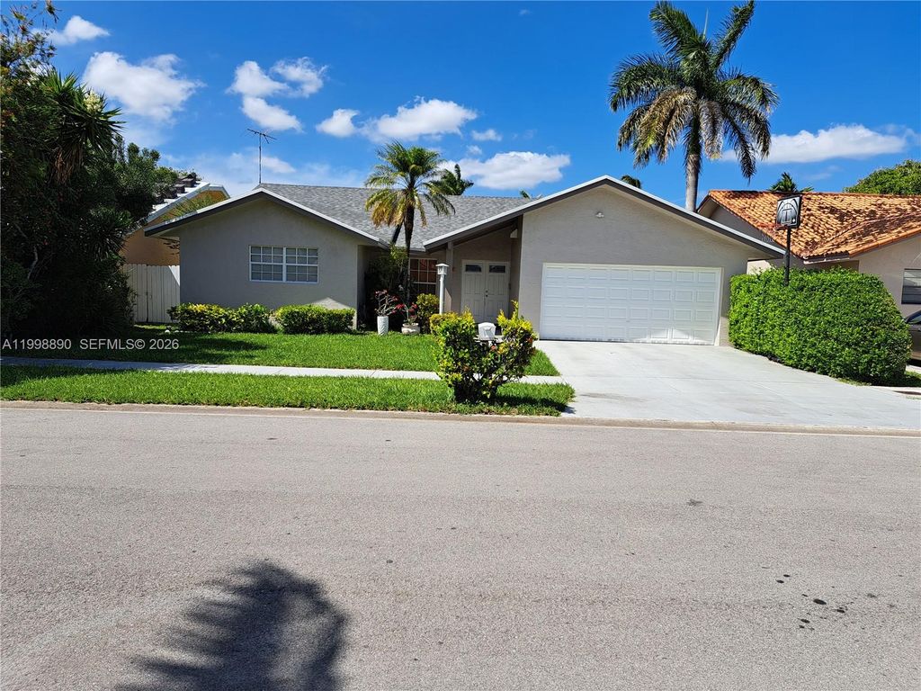 14527 SW 106th Terrace, Miami, FL 33186