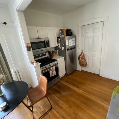 679.5 W Wrightwood Avenue 3S, Chicago, IL 60614