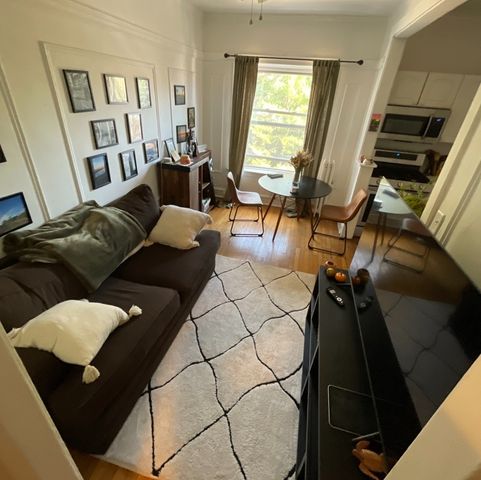 679.5 W Wrightwood Avenue 3S, Chicago, IL 60614