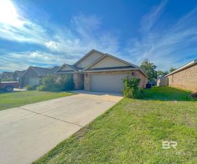 1446 Majesty Loop, Foley, AL 36535