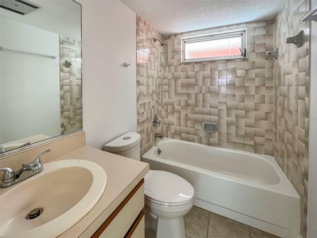 3957 PROCTOR ROAD, Sarasota, FL 34233