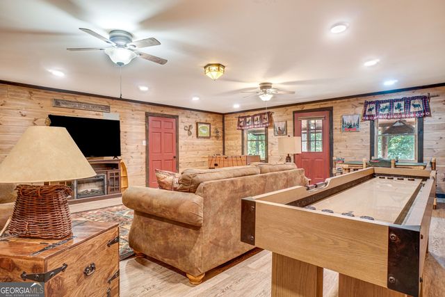 2183 Chimney Mountain Road, Sautee Nacoochee, GA 30571