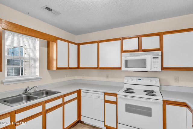 57 Pirates Cove Drive, Swansboro, NC 28584