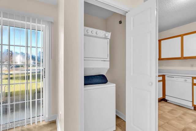 57 Pirates Cove Drive, Swansboro, NC 28584