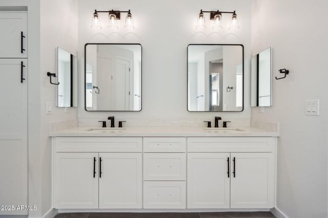 31653 N Misty Lane, San Tan Valley, AZ 85144