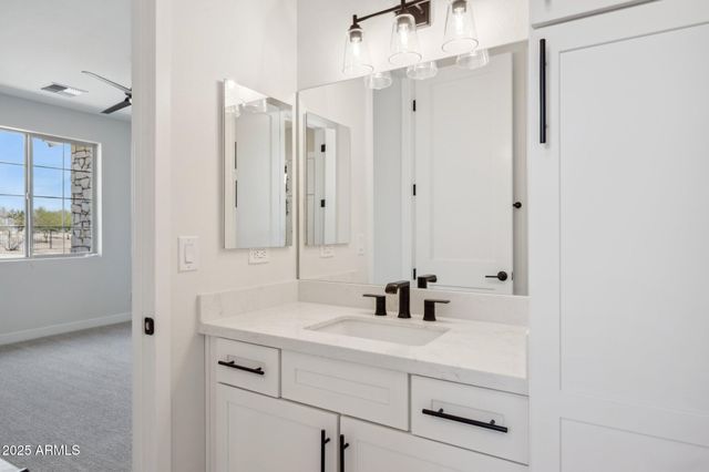 31653 N Misty Lane, San Tan Valley, AZ 85144