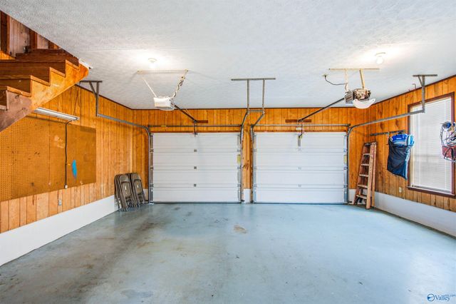22015 Nelson Road, Elkmont, AL 35620