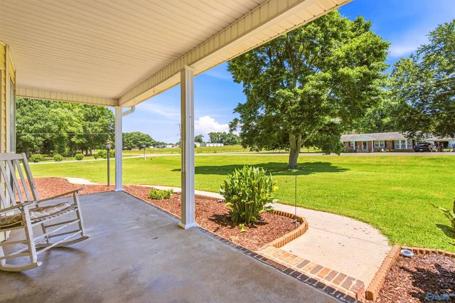 22015 Nelson Road, Elkmont, AL 35620