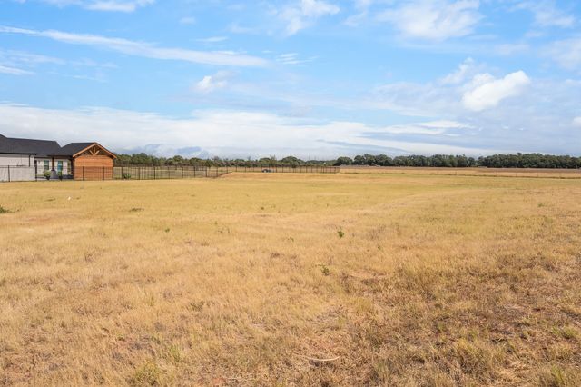 1204 Explorer Lane, Granbury, TX 76049