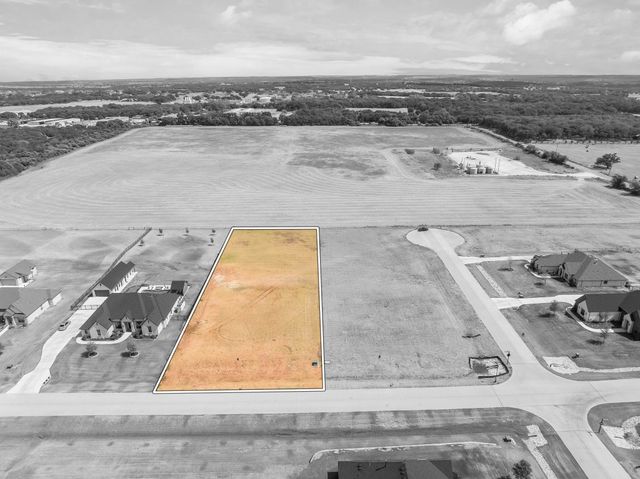 1204 Explorer Lane, Granbury, TX 76049