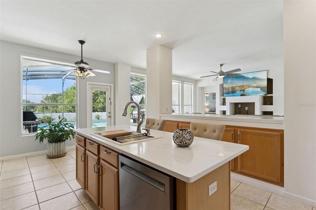 13319 VIA ROMA CIRCLE, Clermont, FL 34711