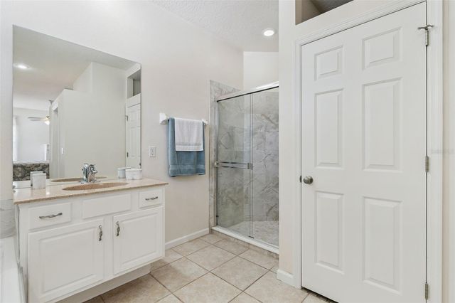 13319 VIA ROMA CIRCLE, Clermont, FL 34711