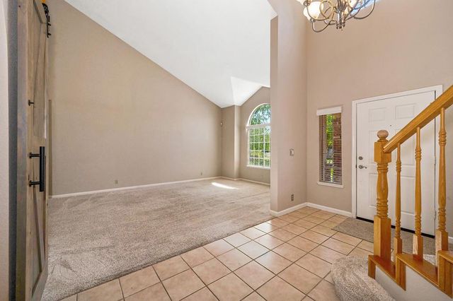 2901 Brenda Way, West Sacramento, CA 95691