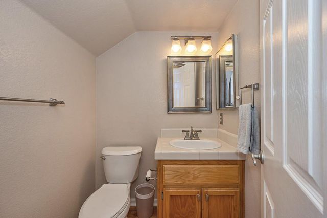 2901 Brenda Way, West Sacramento, CA 95691