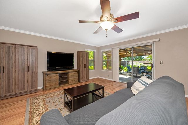 2901 Brenda Way, West Sacramento, CA 95691