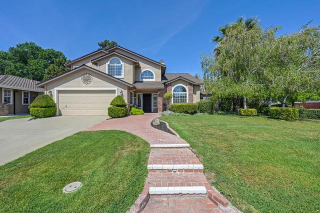 2901 Brenda Way, West Sacramento, CA 95691