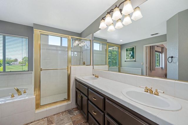 2901 Brenda Way, West Sacramento, CA 95691