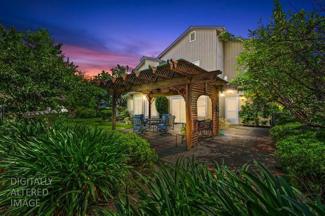 2901 Brenda Way, West Sacramento, CA 95691