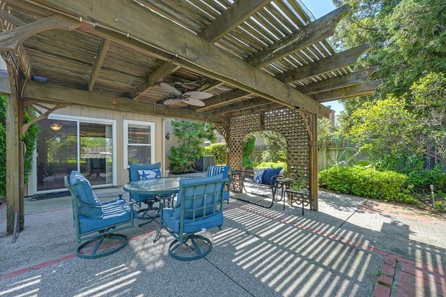 2901 Brenda Way, West Sacramento, CA 95691