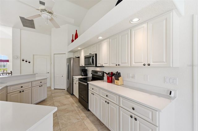 816 BOUNDARY BOULEVARD, Rotonda West, FL 33947