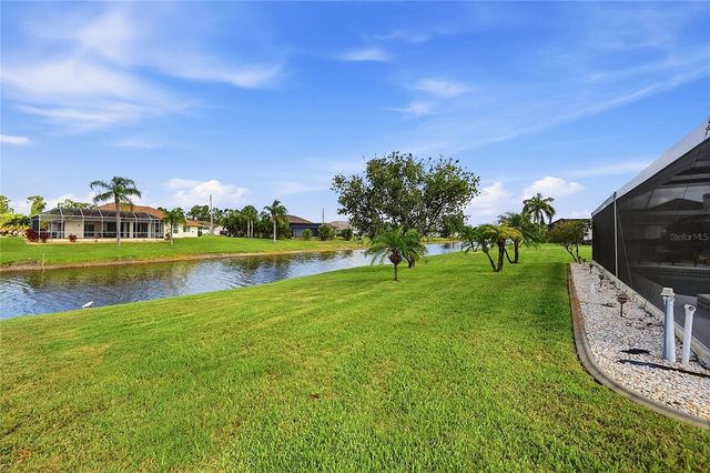 816 BOUNDARY BOULEVARD, Rotonda West, FL 33947