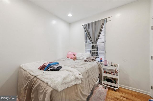 5643 E WISTER ST, Philadelphia, PA 19144