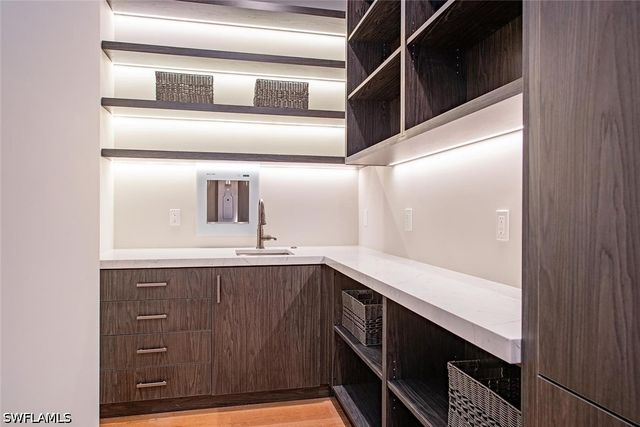 1456 Curlew AVE, Naples, FL 34102