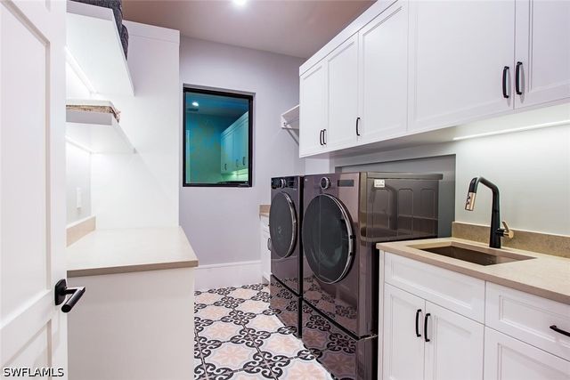 1456 Curlew AVE, Naples, FL 34102