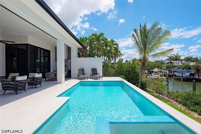 1456 Curlew AVE, Naples, FL 34102