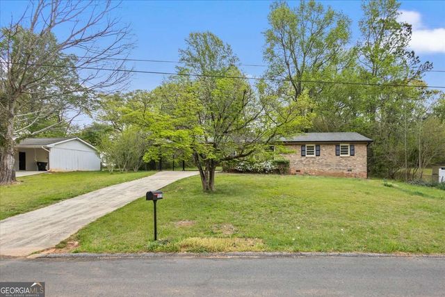 3570 Briar Drive, Lithia Springs, GA 30122