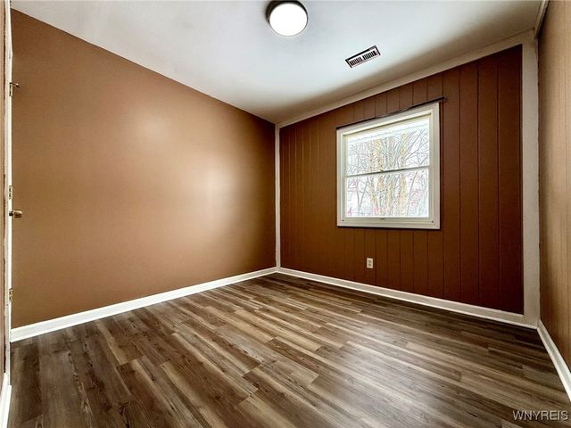 52 Carol Lane, Grand Island, NY 14072