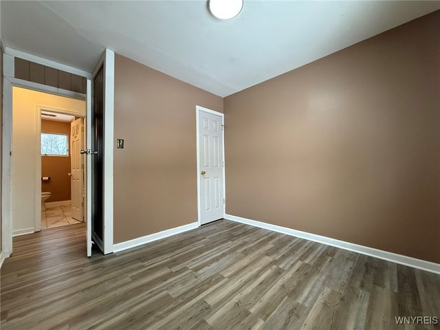 52 Carol Lane, Grand Island, NY 14072