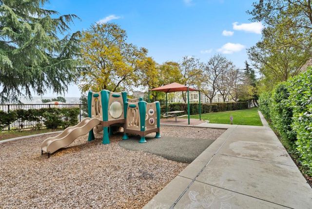 760 Mente Linda Loop, Milpitas, CA 95035