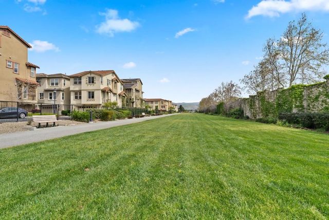 760 Mente Linda Loop, Milpitas, CA 95035