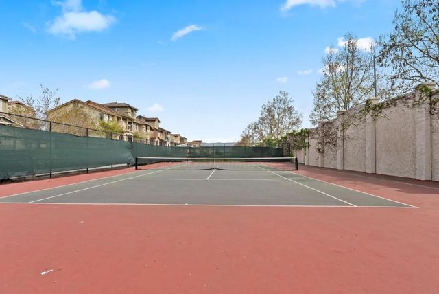 760 Mente Linda Loop, Milpitas, CA 95035