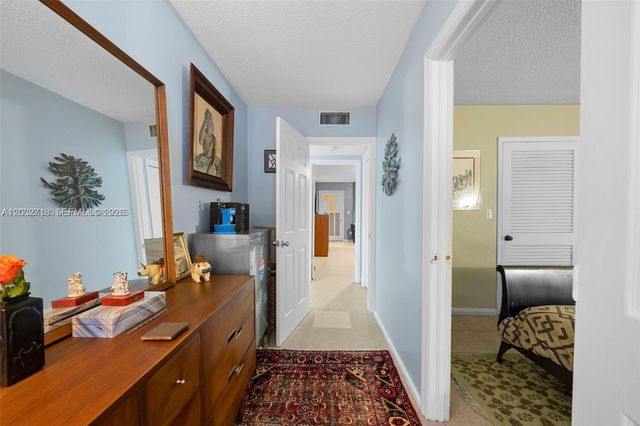 1965 Sans Souci Blvd 0, North Miami, FL 33181