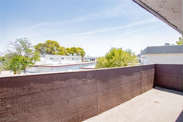 275 Pecos Way, Las Vegas, NV 89121