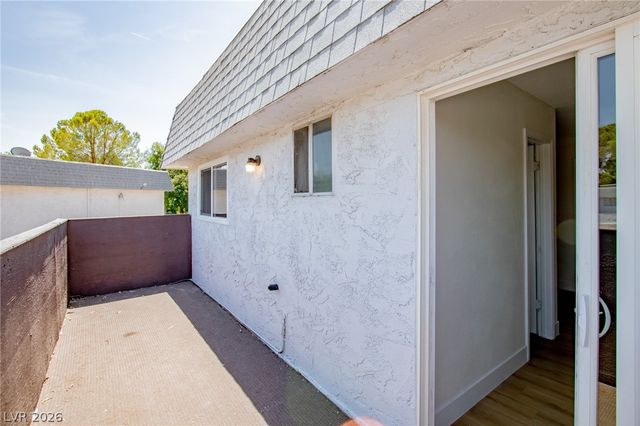 275 Pecos Way, Las Vegas, NV 89121