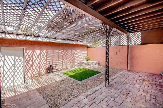 275 Pecos Way, Las Vegas, NV 89121