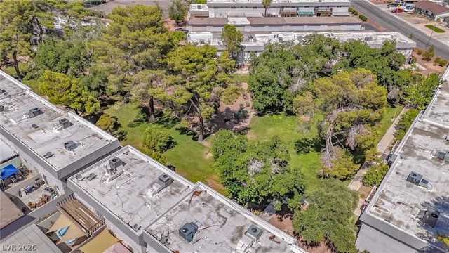 275 Pecos Way, Las Vegas, NV 89121