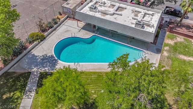 275 Pecos Way, Las Vegas, NV 89121