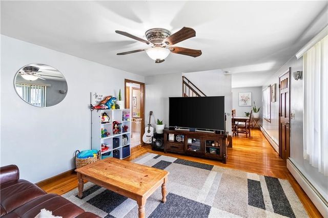 46 Auburn Avenue, Johnston, RI 02919