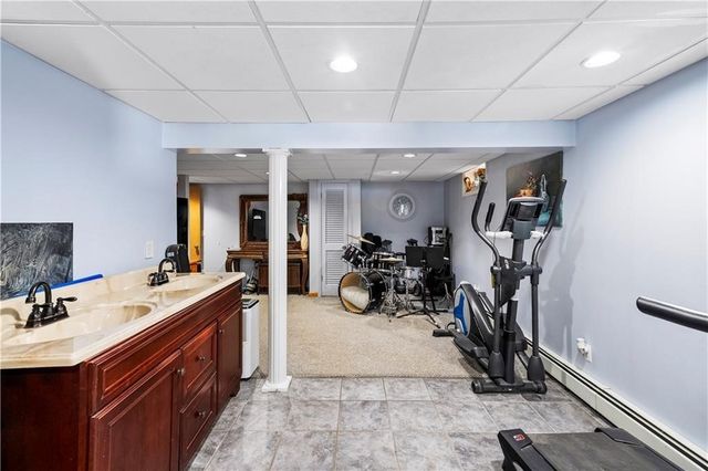 46 Auburn Avenue, Johnston, RI 02919