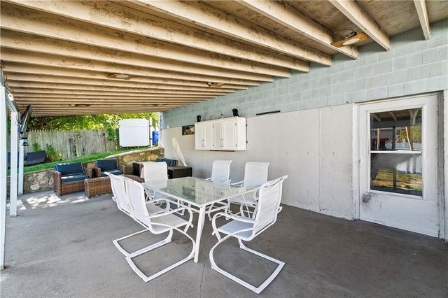 46 Auburn Avenue, Johnston, RI 02919