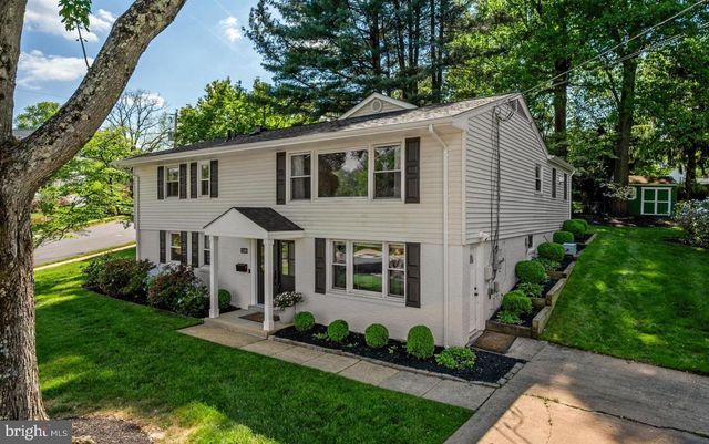 1109 HILLCREST DR SW, Vienna, VA 22180