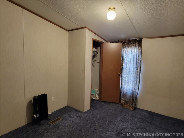 102 James Thomas, Eufaula, OK 74432