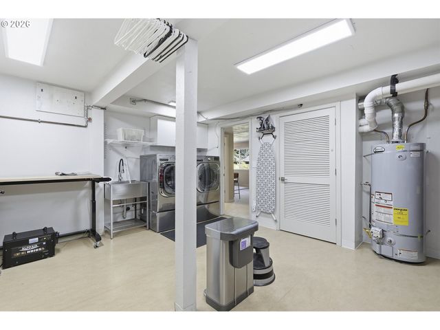 9824 Sw Quail Post Rd, Portland, OR 97219