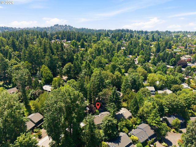 9824 Sw Quail Post Rd, Portland, OR 97219