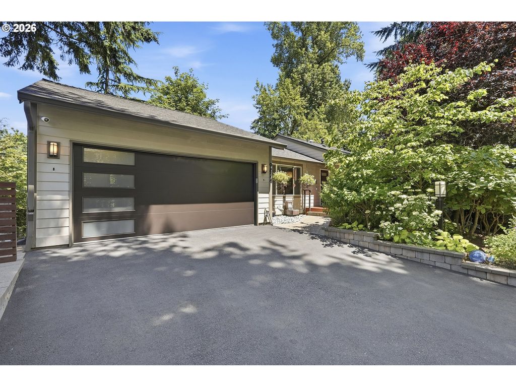 9824 Sw Quail Post Rd, Portland, OR 97219